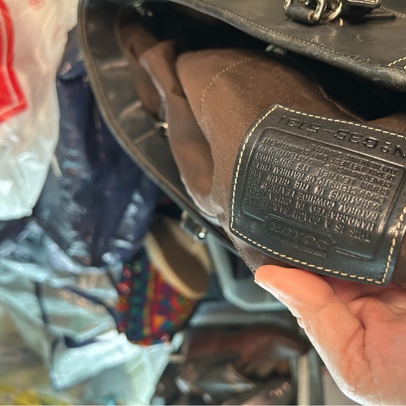 Vintage Coach Tote Bag 5131
Business travel, overnite tote. Good condition. - Picture 4 of 5